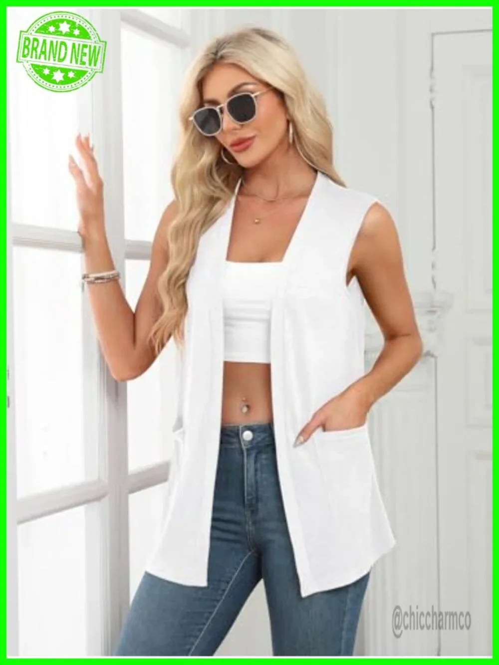 Lightweight Knit Sleeveless Cardigan Vest with Pockets Curved Hem Open Front